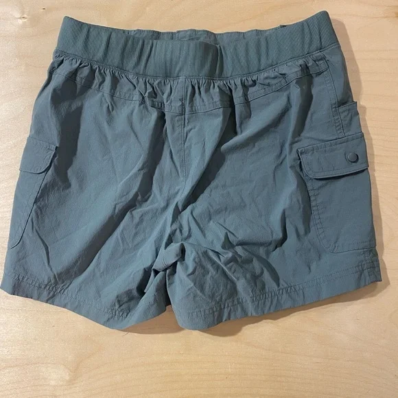 Eddie Bauer Slate Cargo Shorts Small (DP) - Picture 7 of 8